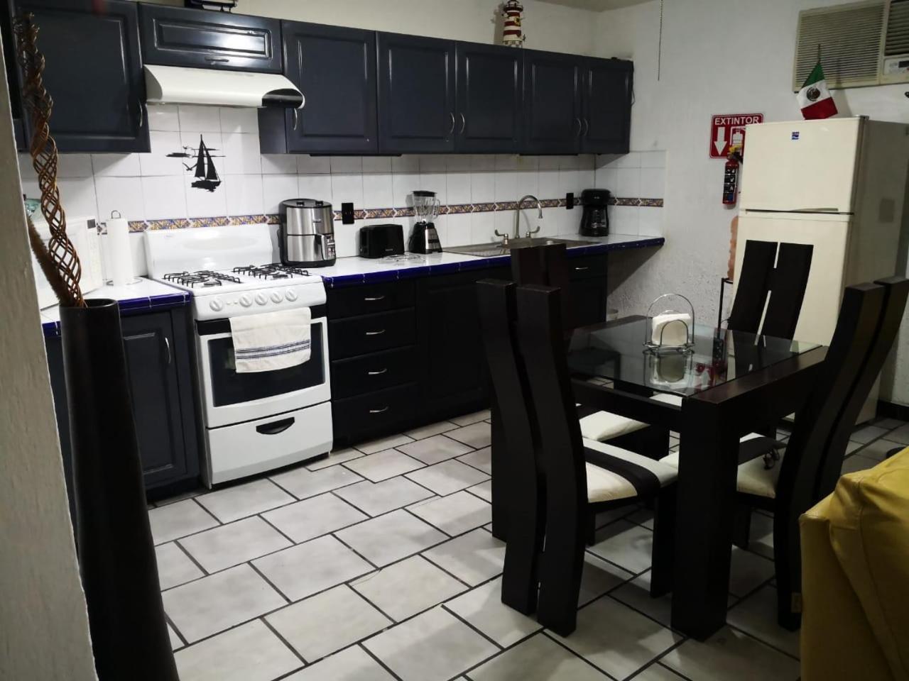 צ'פלה Aparta-Hotel Casa Real Apartamentos מראה חיצוני תמונה